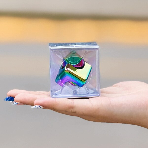 Heavy Metal Spin Cube